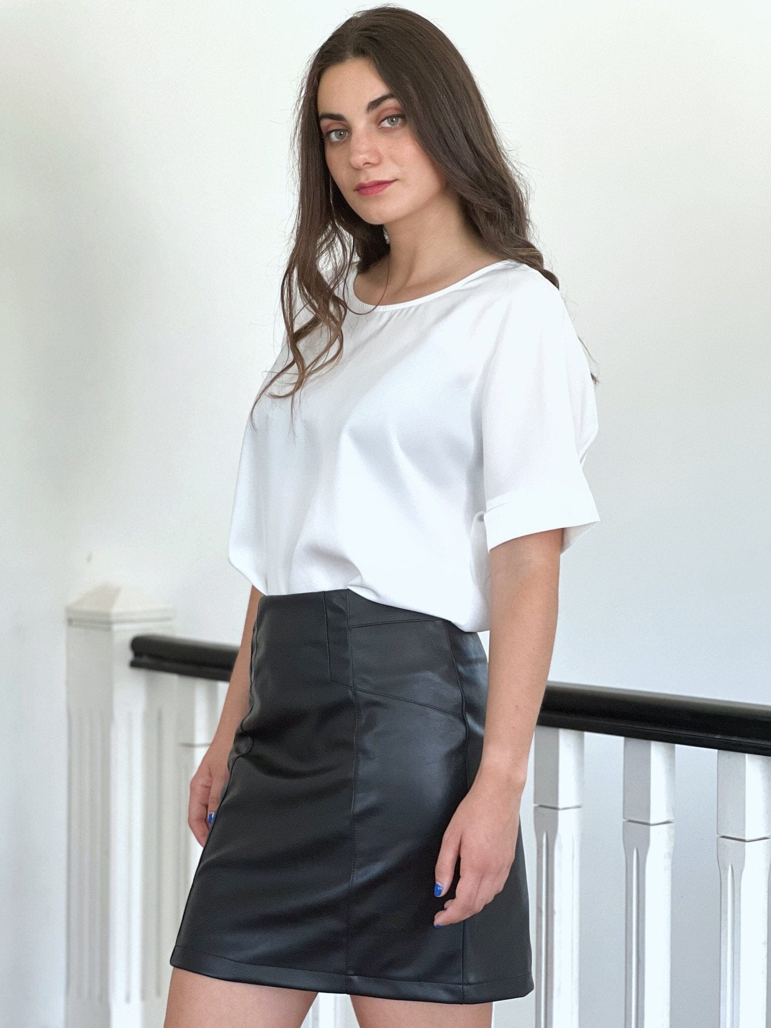 Falda Ecocuero Negra Moda Todo por ti 